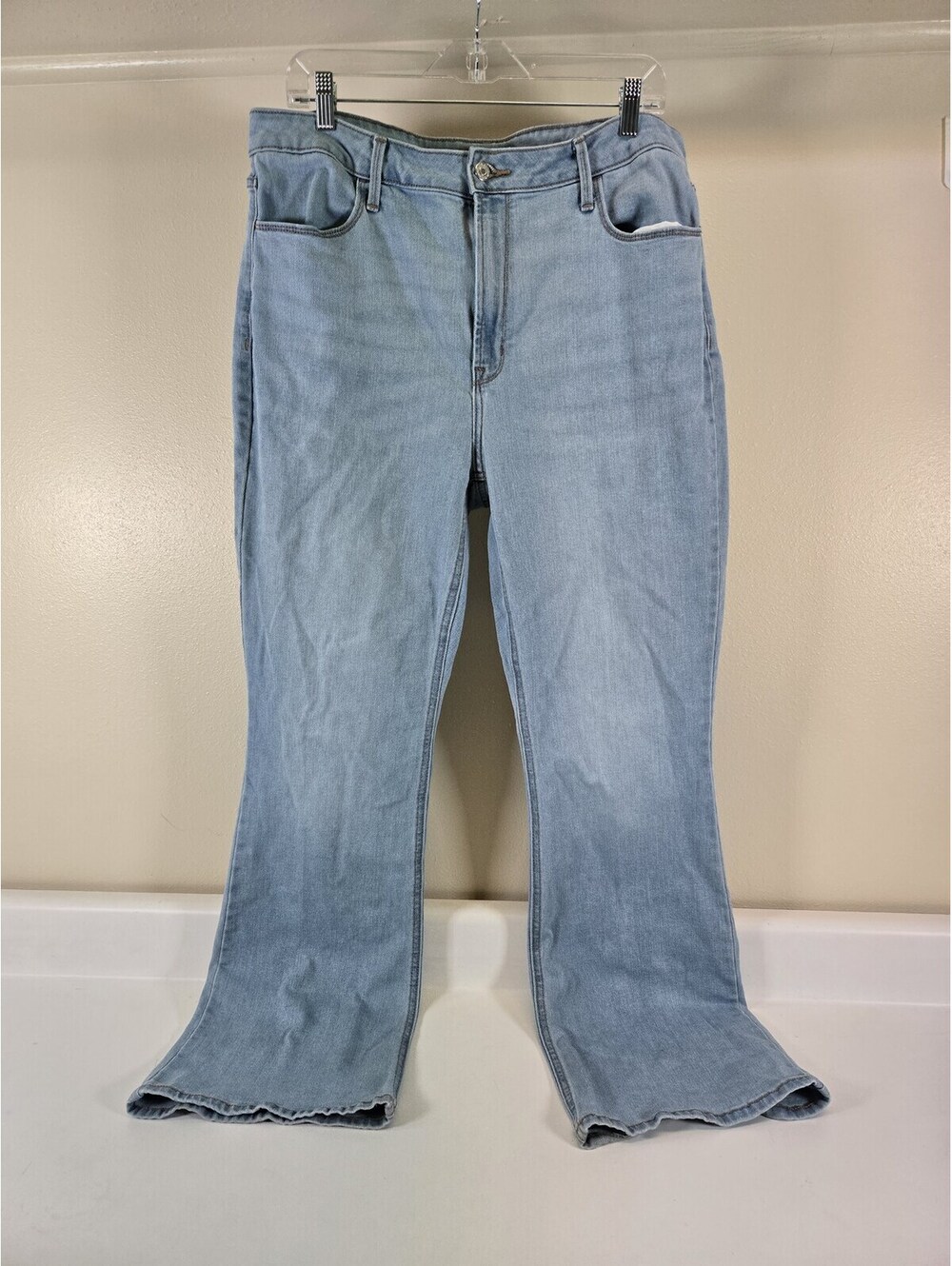 Old Navy wow flare jeans womens 16 tall light wash flare jeans